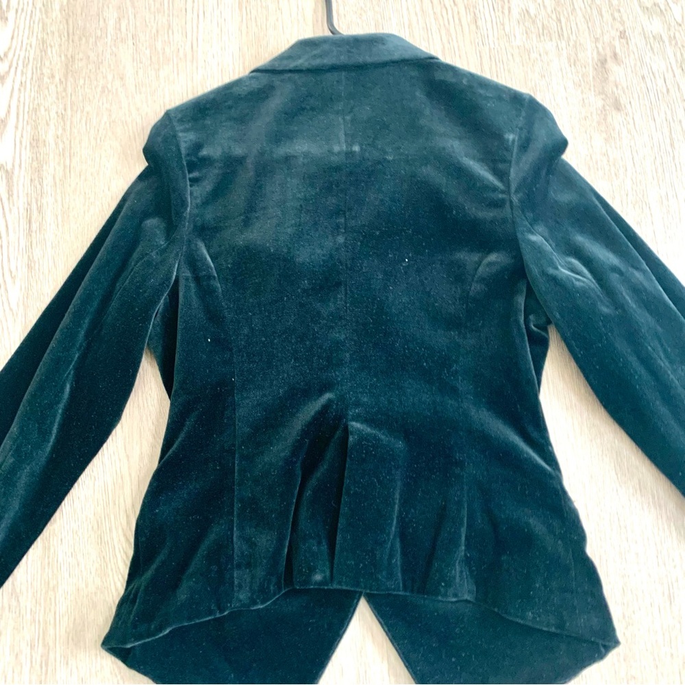 Black Halo Velvet Women's Blazer - Picture 8 of 13